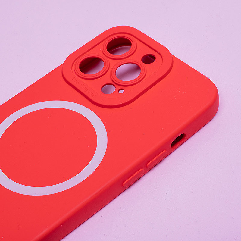 Silicon Mag case for iPhone 15 Pro 6,1" red