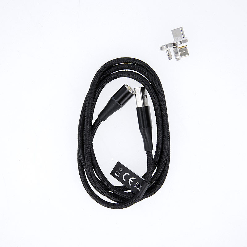 Maxlife MXUC-03 magnetic cable USB - Lightning + USB-C + microUSB 1,0 m 3A black nylon - Billede 4
