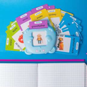 Alternative view of maXlife English learning device